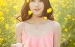 缓慢而坚定地深入公主内部